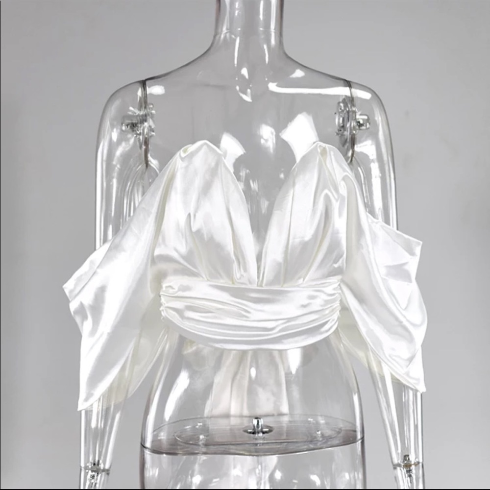Black off shoulder bow top - Picture 5 of 7